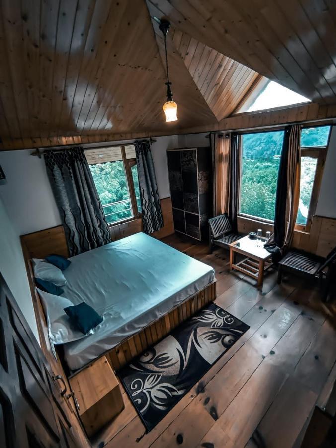 Throttle Shrottle Moto Hostel Manāli Eksteriør billede