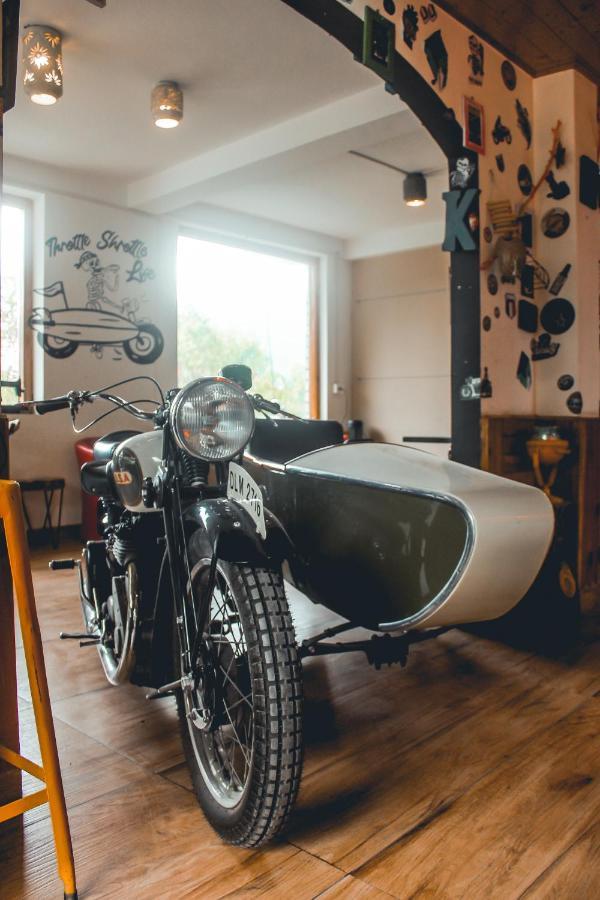 Throttle Shrottle Moto Hostel Manāli Eksteriør billede
